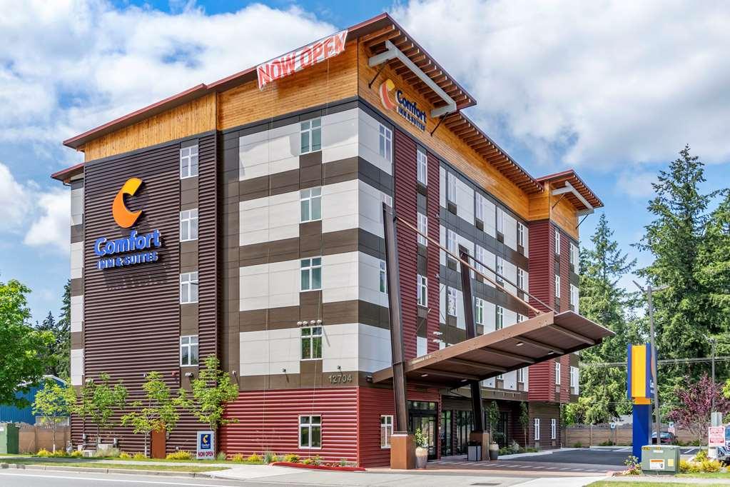 Comfort Inn & Suites Lakewood By Jblm エクステリア 写真